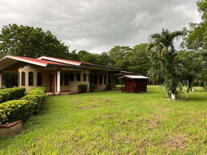 Casa Núñez. Comunidad